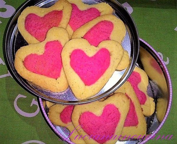 Biscotti di San Valentino... una colazione d' Amore