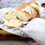 Pane bianco fatto in casa